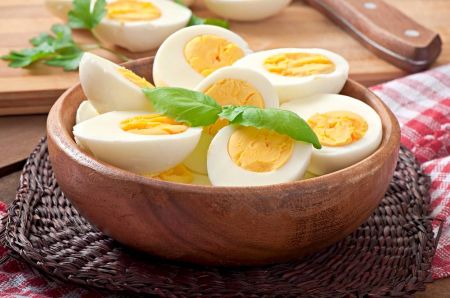 7 أسباب تجعل البيض لا يغيب عن مائدتك