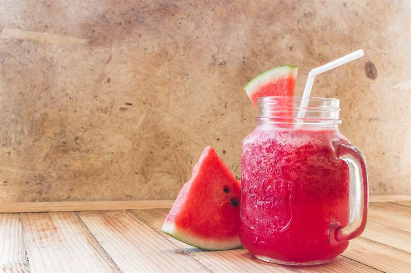 سموثي البطيخ  الانتعاش دون التفريط في نظامك الغذائي