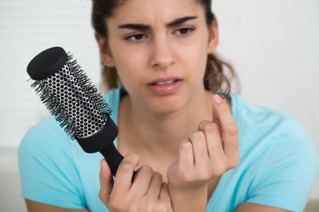الصبار والبقدونس و4 طرق طبيعية أخرى للتخلص من الشعر المتقصف