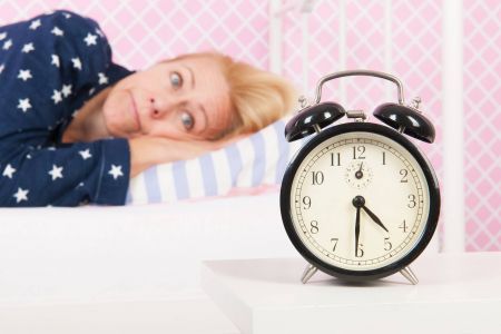 6 طرق بسيطة وعملية لعلاج الأرق دون اللجوء للعقاقير