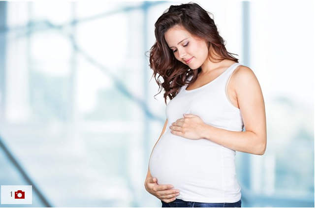 تحذير للحوامل … لا تفرطي في السكريات لحماية طفلك من إدمانها