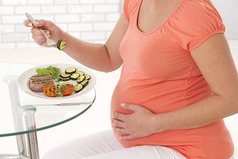 5 أكلات ينصح بها في سحور الحامل