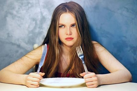 4 نصائح تخلصك من قلق واكتئاب الرجيم
