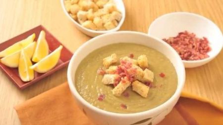 شوربة العدس الأخضر