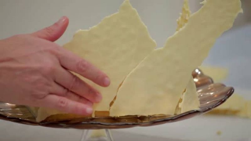 كعكة العسل والزنجبيل والليمون الأخضر