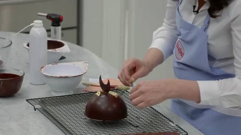 موس وبسبوسة اللوز