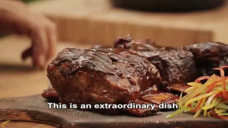 الأضلاع المخنة المشوية على طريقة الباربكيو