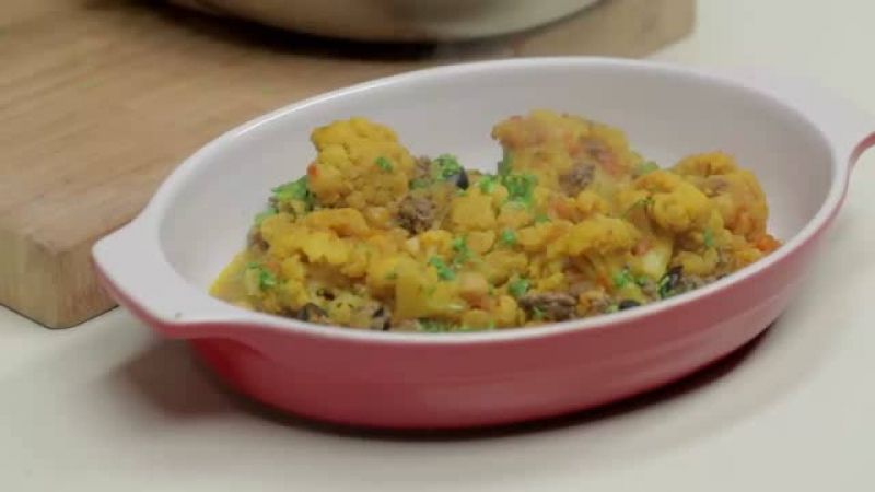 طاجن القرنبيط باللحم المفروم