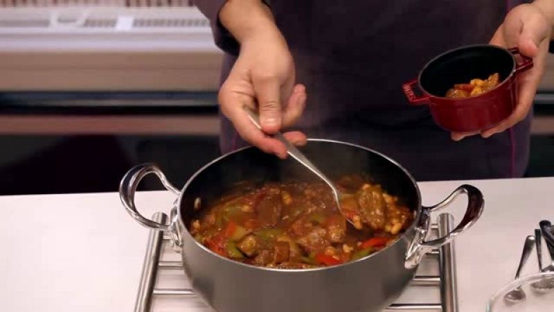 طاجن اللحم البقري الإيطالي