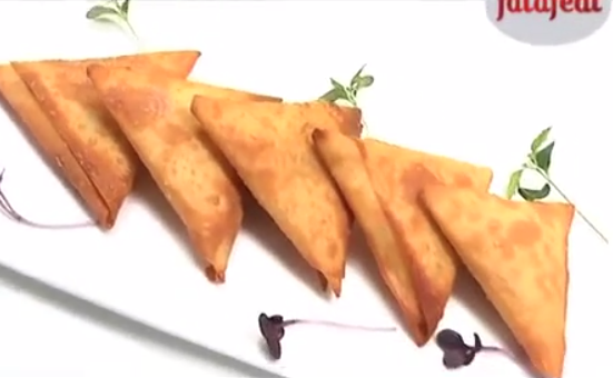 سمبوسك بالجبنة