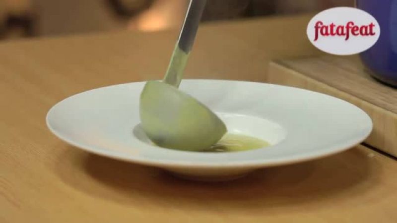 شوربة اليقطين المشوي مع اللوز
