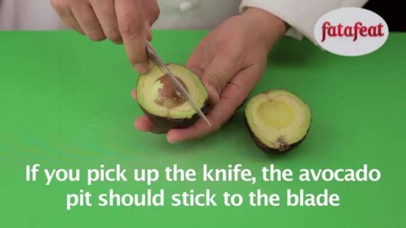 Lesson: Peeling Avocados - Fatafeat Academy - Fatafeat