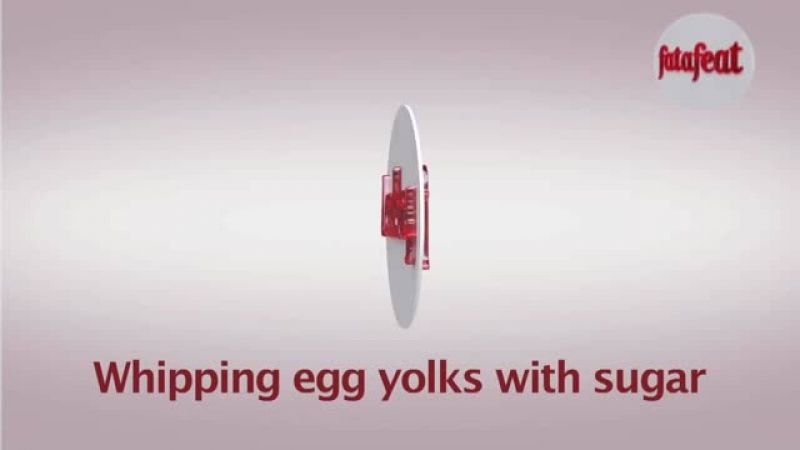 Lesson: Whipping egg yolks with sugar