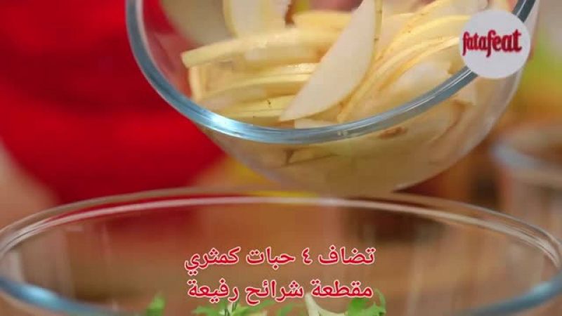 سلطة الخس مع جبنة الحلومي وتتبيلة السمسم الأسود - وصفات فتافيت القصيرة…