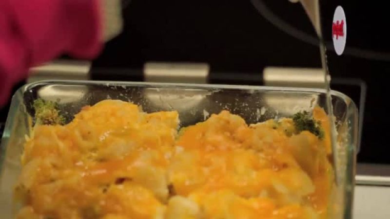 المعكرونة المخبوزة بالجبن والبروكولي - الطباخ الصغير - فتافيت