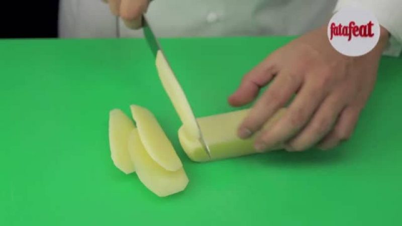 Lesson: Cutting potatoes into medium dice - Fatafeat Academy - Fatafeat