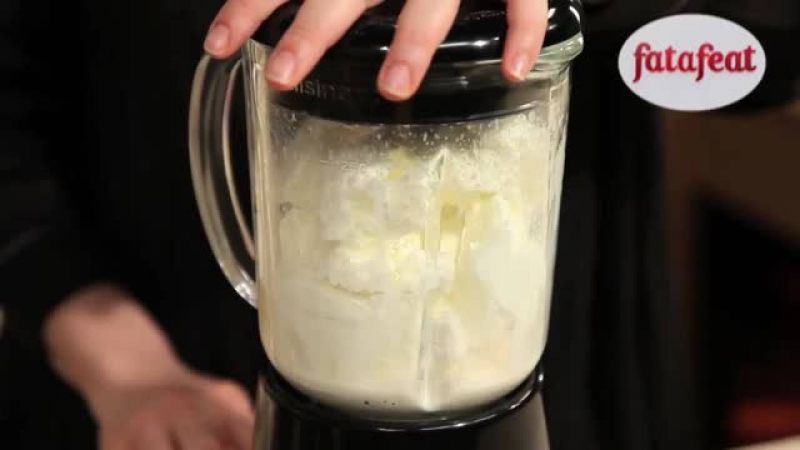 ميلك شيك اللوز والقوقب