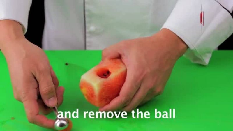 Lesson: Cutting watermelon into large balls prisienne - Fatafeat Academy - Fatafeat