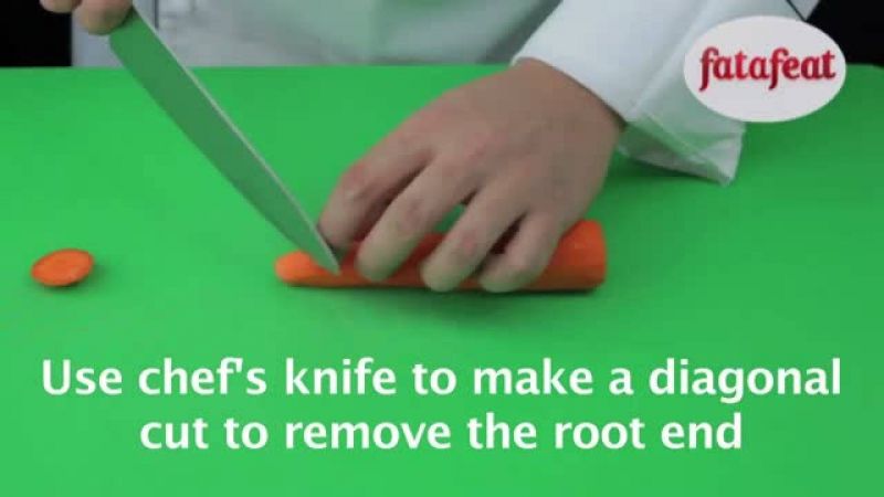 Lesson: Cutting carrots obliquely - Fatafeat Academy - Fatafeat