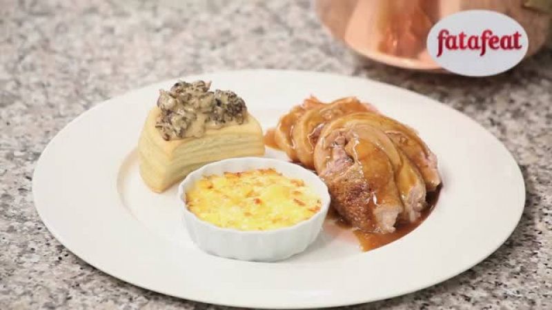 أفخاذ البط المحشية و بوشيه بفطر الموريل و بطاطا بالكريمة- ولا بالأحلام…