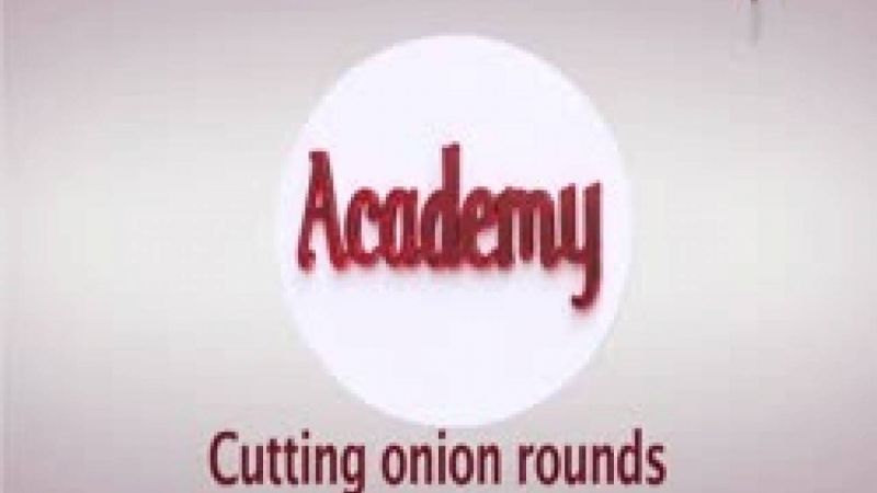 Lesson: Cutting onion rounds or roundless - Fatafeat Academy - Fatafeat