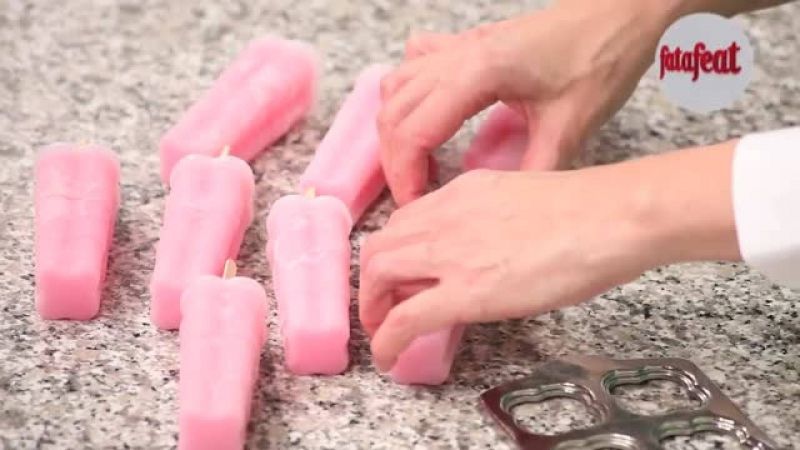 مثلجات ماء الورد