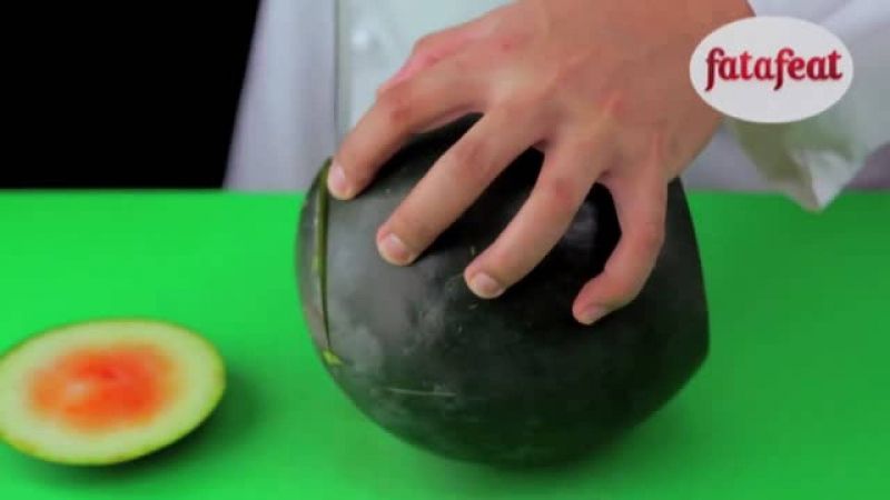 درس: تقطيع البطيخ إلى كرات كبيرة - أكاديمية فتافيت - فتافيت