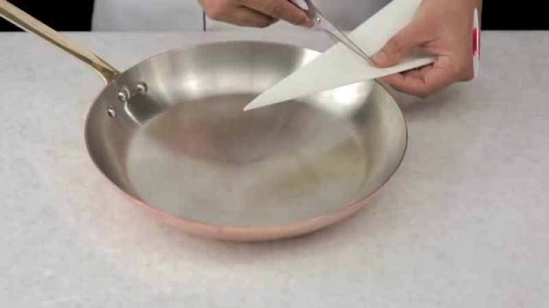 Lesson: Preparing Lids made by parchment paper - Fatafeat Academy - Fatafeat