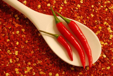 5 طرق تخلصك من آثار الفلفل الحار على يديك سريعا