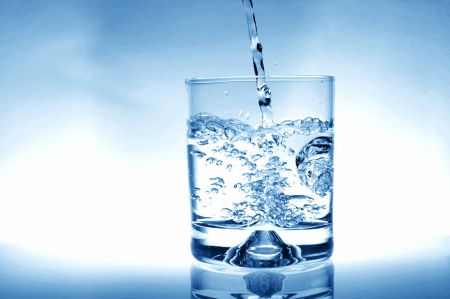 كيف يؤدي الالتزام بقواعد شرب المياه إلى الوفاة؟!