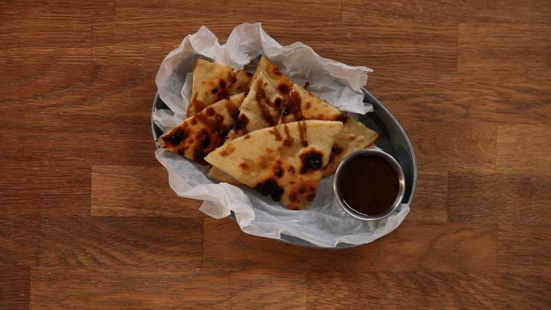 فطائر اللزاقيات الأردنية