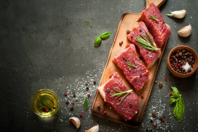 ستيك الخاصرة الأسترالي وأفضل 4 وصفات لحم أحمر