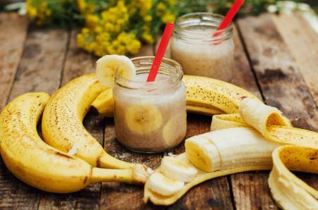 بالفيديو- لا تفوتك أكلات الموز الشهيّة إليكي 5 وصفات مذهلة