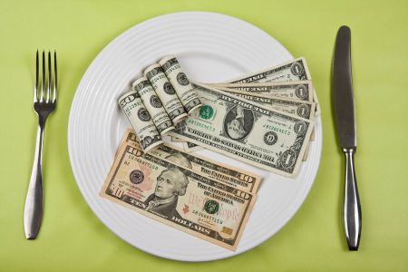 أطعمة تتجاوز أسعارها 5 آلاف دولار هل جربتي شرائها من قبل؟