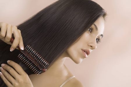 كيف تحمين شعرك وبشرتك من الجفاف في الشتاء؟