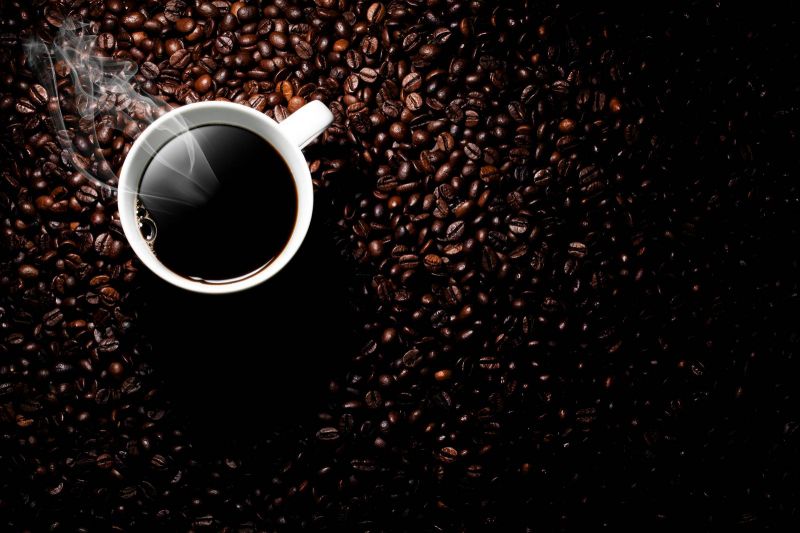 يحذر منها الخبراء جرعات الكافيين الزائدة قد تسبب التسمم