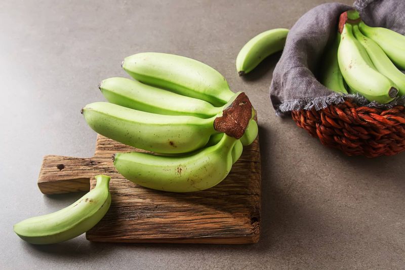 فوائد الفاكهة غير الناضجة (1)  الموز الأخضر وأشهى الوصفات