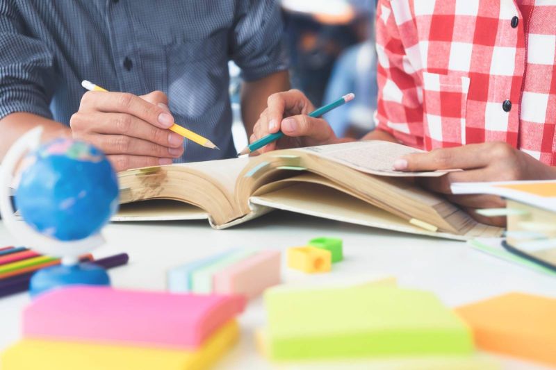 12 خدعة تساعدك على التركيز أثناء المذاكرة