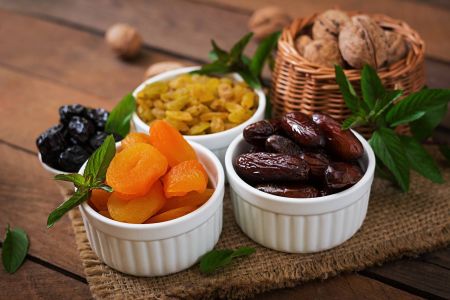 ثلاجتك في رمضان (6): ياميش رمضان والمكسرات والتوابل