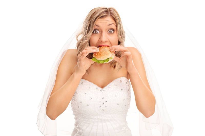 لا تهمليها  أبرز الأكلات التي يجب تناولها يوم زفافك