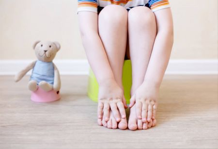 دراسة العلاج الطبيعي يحمي طفلك من الإمساك الوظيفي