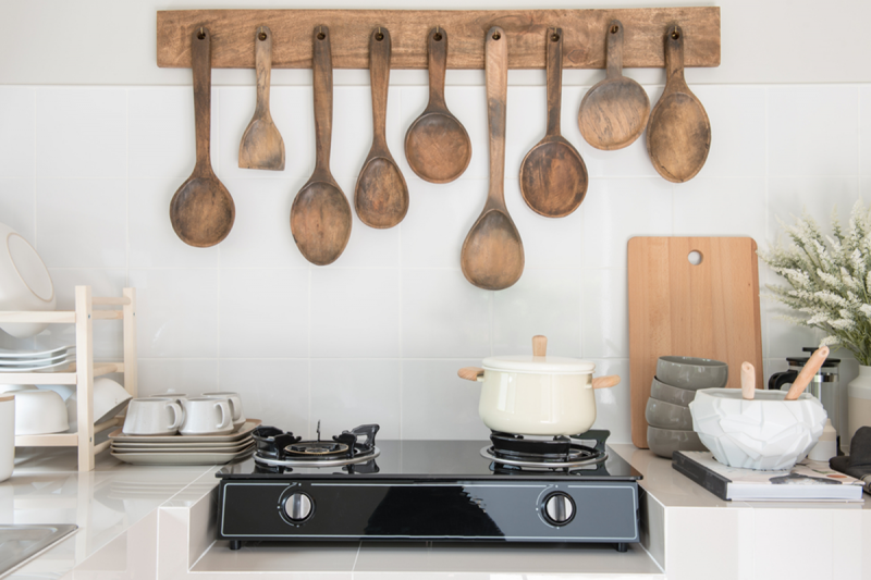 كيف ترتبين الأدوات في المطبخ للاستفادة من المساحات وسهولة الوصول؟