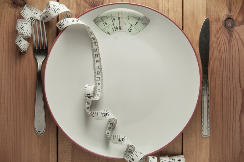 كميات قليلة تزيد وزنك كميات كثيرة لن تؤثر في وزنك! ما هي تلك الأكلات العجيبة؟