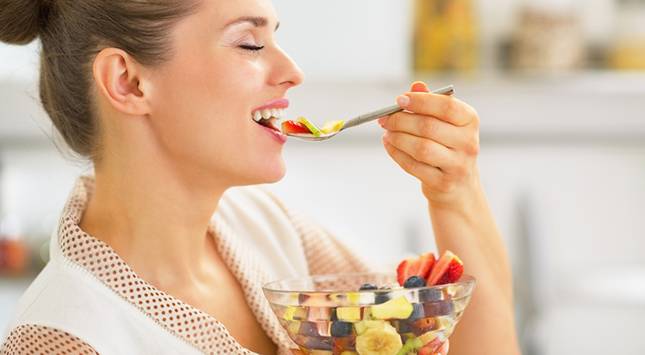 100 طريقة لتناول الطعام أكثر صحة