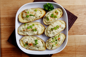 مخبوز البطاطس و الجبنة الشيدر