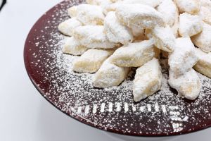 غريبة بالسكر