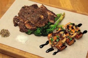 ستيك الريب آي المشوي