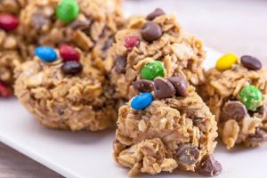 لقيمات البسكويت الضخمة