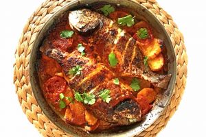 صينية سمك الدينيس بالبطاطا